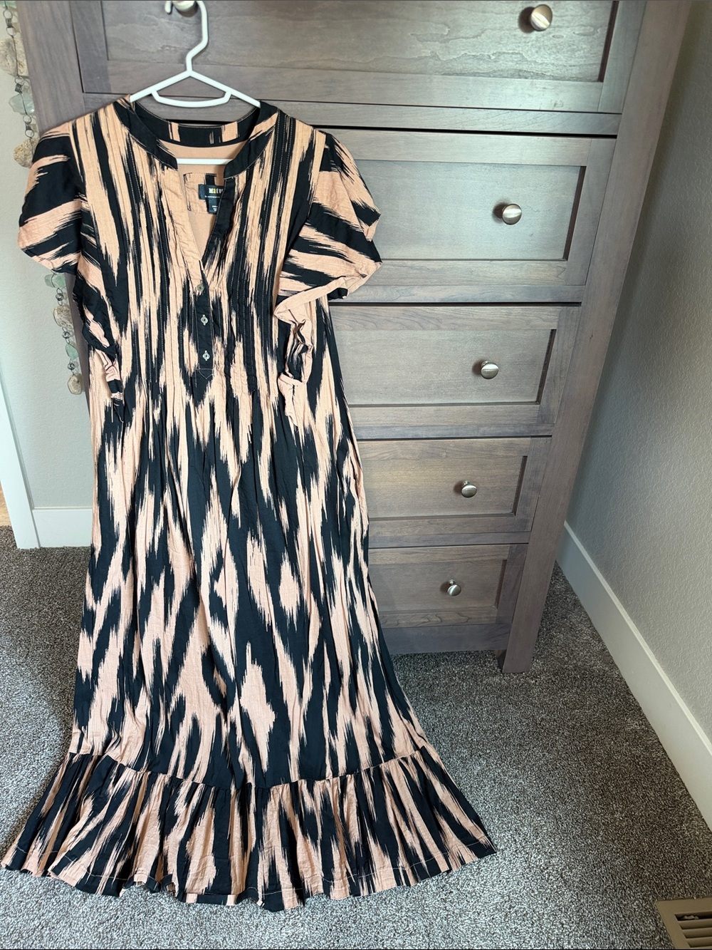 Maeve Anthropologie Women’s Black and Beige Patterned Maxi Dress